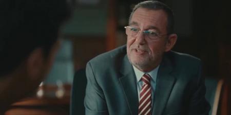 كان متسمك بالحياة.. مشهد مؤثر لـ محمد مرزبان في الحلقة الأخيرة من مسلسل ورد على فل وياسمين