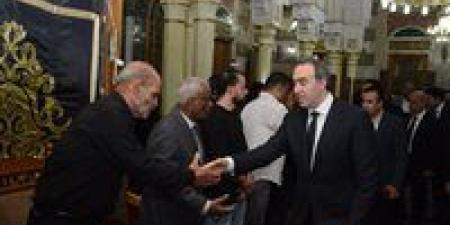 الأمين العام لمجلس النواب يقدم واجب العزاء في الزميل مصطفى الشربيني..فيديو