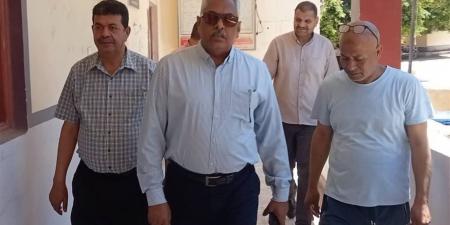 نائب محافظ سوهاج يتفقد لجان الثانوية العامة للتأكد من جاهزيتها قبل انطلاق الامتحانات غدًا
