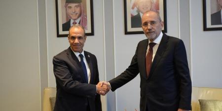 وزيرا خارجية مصر والأردن يؤكدان أهمية استكمال تنفيذ استحقاقات المرحلة الأولى من خطة غزة