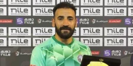 مهند لاشين: حسام حسن لم يكن عنيفا بين الشوطين وصلاح قال "مش جايين نهزر"