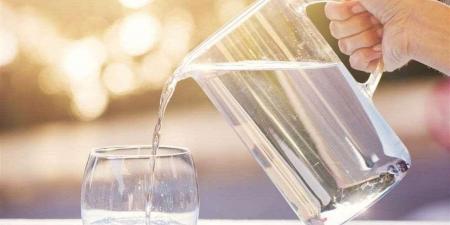 لطلاب الثانوية العامة.. دراسة: المياه تعزز التركيز وتقلل التوتر داخل لجان الامتحانات