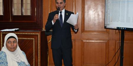 الحكومة تتعهد أمام مجلس الشيوخ بحل أزمات الصرف الصحي بقرى ميت حبيش البحرية بالغربية.. ومجدي البري يؤكد: نتابع التنفيذ ميدانيًّا في أقرب وقت