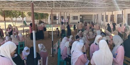 انطلاق امتحان اللغة الأجنبية الثانية لطلاب الثانوية العامة بالوادي الجديد وسط إجراءات مشددة