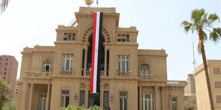 "بحوث الصحراء" ينظم ورشة حول دور النباتات العصارية والشوكية في تعزيز الأمن الغذائي