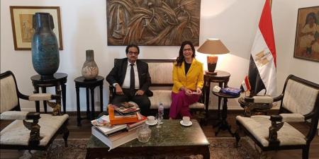 اتحاد الناشرين المصريين يبحث مع وزيرة الثقافة دعم صناعة النشر