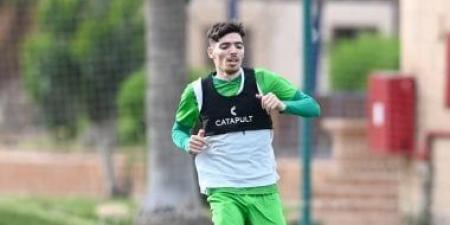 المصري يغلق باب الرحيل أمام عبد الرحيم دغموم ويتمسك باستمرار اللاعب