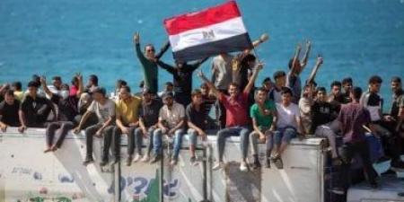خيام النازحين فى غزة تهتف لمصر احتفالًا بالتأهل إلى دور الـ32 بكأس العالم