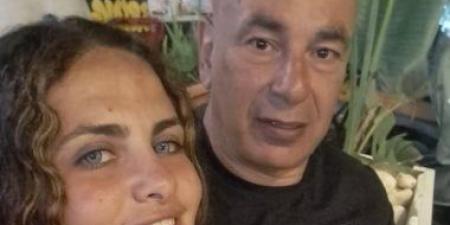 مبروك الصعود يا كبير.. زوجة حسام حسن تهنئه بالتأهل فى مكالمة فيديو