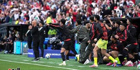 75 دقيقة.. منتخب إيران يضغط ومصر تحافظ على التعادل 1-1.. صور