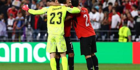 خيام النازحين في غزة تهتف لمصر احتفالًا بالتأهل إلى دور الـ32 بكأس العالم
