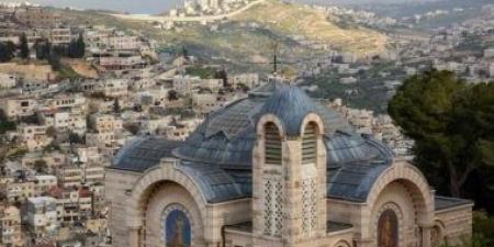 محافظ القدس: فرض الضرائب على الكنائس انتهاك للوضع التاريخى
