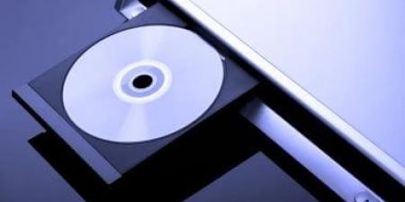 لماذا كانت أقراص DVD تحمل أكواد مناطق جغرافية؟ السر وراء القيود المزعجة