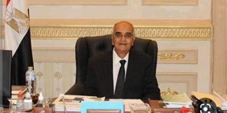 رئيس تشريعية النواب يطالب بحماية اجتماعية للعاملين على بند الاستعانة بالوزارات