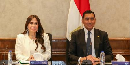 وزيرا الشباب والرياضة والإسكان يبحثان تعزيز الخدمات الرياضية في المدن الجديدة