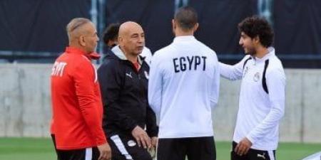 تعليمات تكتيكية خاصة لثنائي منتخب مصر هاني وربيعة قبل مواجهة أستراليا