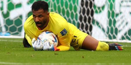 محمد العويس يعتذر للشعب السعودي بعد إخفاق المونديال
