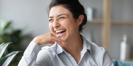 هل يساعد الضحك على تنظيف الرئتين؟.. دراسة تسعى للإجابة