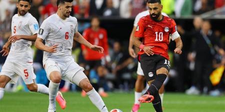 هجوم مصر VS هجوم أستراليا.. من يتفوق في قمة دور الـ 32 بكأس العالم؟