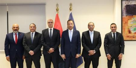 وزير الاتصالات يشهد إطلاق خدمتين لتوفير بيئة إنترنت آمنة للأطفال