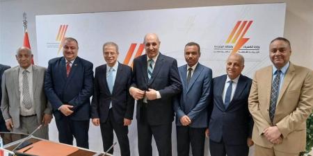 «مصر العليا لتوزيع الكهرباء» تستهدف خفض الفقد إلى 16% خلال 2026/2027