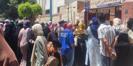تباين آراء طالبات الثانوية بمطروح: الجغرافيا سهل والكيمياء صعب ووقته غير كاف
