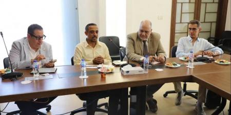 لجنة الاقتصاد الرقمي بغرفة الإسكندرية تنظم ندوة متخصصة حول تراخيص المحال العامة