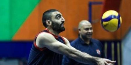 أحمد صلاح يقترب من العودة لطائرة الأهلى
