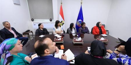 قيادات نسائية تزور البحيرة لمتابعة الخدمات المقدمة للمرأة والأسرة