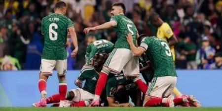 انطلاق مباراة المكسيك وإنجلترا فى كأس العالم 2026 بعد تأخير 60 دقيقة
