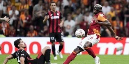 أوسيمين يُنقذ جالاتا سراي من السقوط أمام كوروم فى انطلاقة الدورى التركى