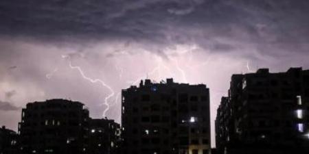 أمطار رعدية ورياح على عدة مناطق بالسعودية