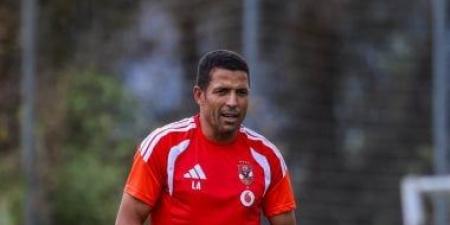 جلسات مكثفة من عموتة في الأهلي لتصحيح ودية يوروبا قبل مواجهة برشلونة