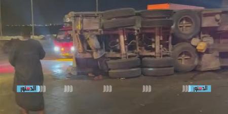 3 مصابين في حادث تصادم بين سيارتين على طريق السنطة - طنطا