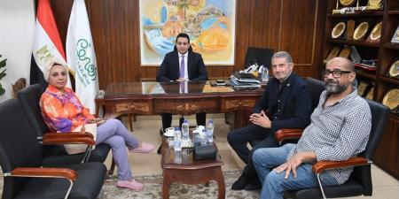 نائب محافظ الفيوم يبحث مع وفد "روتاري" تنظيم كرنفال للزيتون