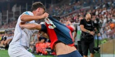 نابولي يتخطى جنوى بثنائية في الدوري الإيطالي (فيديو)
