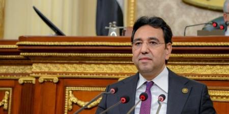 أيمن محسب: نريد اقتصادًا أكثر استقرارًا ونموًا بعيدًا عن إدارة الأزمات
