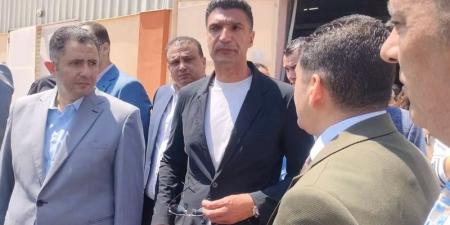 وزير الصناعة يفتتح مصنع ويزور مركز تدريب مدينة اثاث دمياط