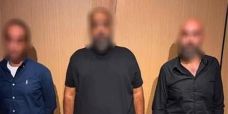وصول إسماعيل دولار محكمة جنوب القاهرة للتحقيق معه في اتهامه بالبلطجة