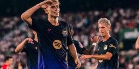 برشلونة يستهل الدوري الإسباني بحفلة خماسية ضد إلتشى بدون حمزة.. فيديو