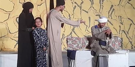 عرض "فارس وأمير الحواديت" ضمن مسرح الطفل بأسوان