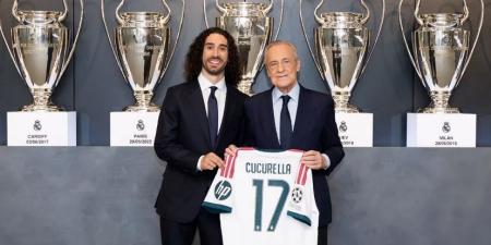 ريال مدريد يقدم لاعبه مارك كوكوريا بالقميص 17.. صور