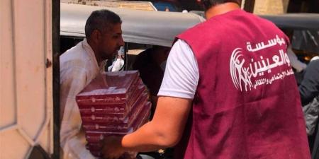 عضو التحالف الوطني يوزع حلوى المولد على ذوي الهمم وكبار السن ومرضى الأورام