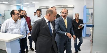 تطوير قصر العيني.. جولة تفقدية لمتابعة أعمال التجديد ورفع كفاءة الخدمات الطبية