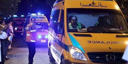 إصابة 15 شخصًا في حادث تصادم سيارتين أمام بوابة الاستثمار الجديدة بالإسماعيلية