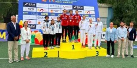 وزير الرياضة يهنئ أبطال الخماسى الحديث بعد إنجاز بطولة العالم تحت 15 سنة