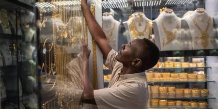 سعر الذهب اليوم الخميس 27-8-2026.. عيار 21 يسجل 6480 جنيهًا منتصف التعاملات
