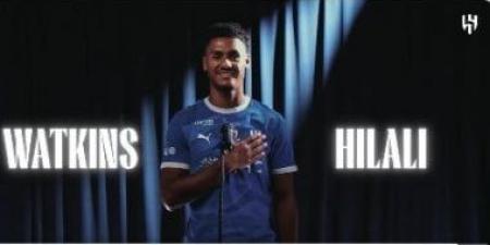 رسميا.. الهلال السعودي يتعاقد مع المهاجم الإنجليزي واتكينز