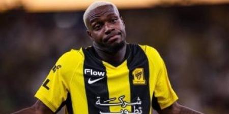 الاتحاد يتعادل مع الفيحاء 1-1 في الشوط الاول بالدوري السعودي