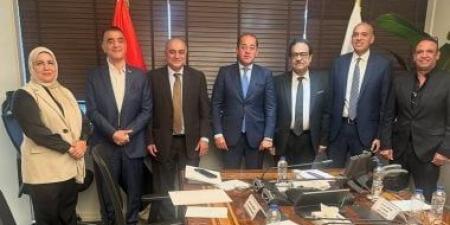 اتحاد الناشرين المصريين يناقش سبل دعم صناعة النشر مع وزير المالية